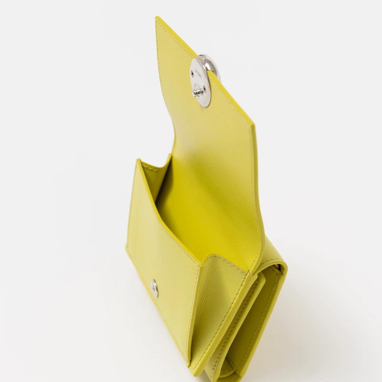 エディター私物 ロエベの財布