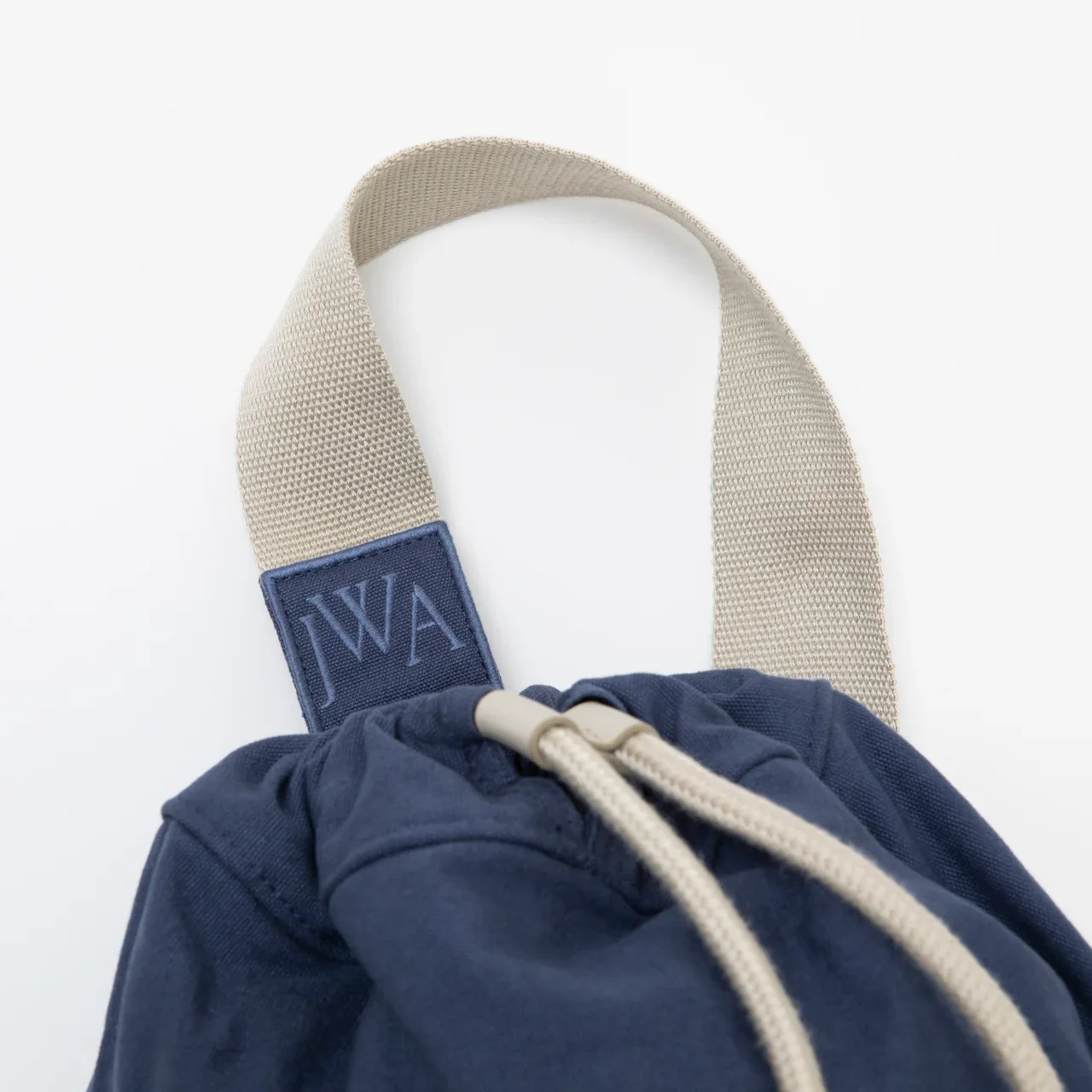 UNIQLO and JW ANDERSON｜ドローストリングバッグ