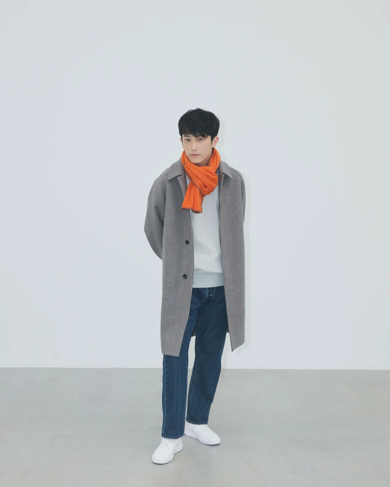 俳優・杉野遥亮が着る大人の上質アウター、の画像_6