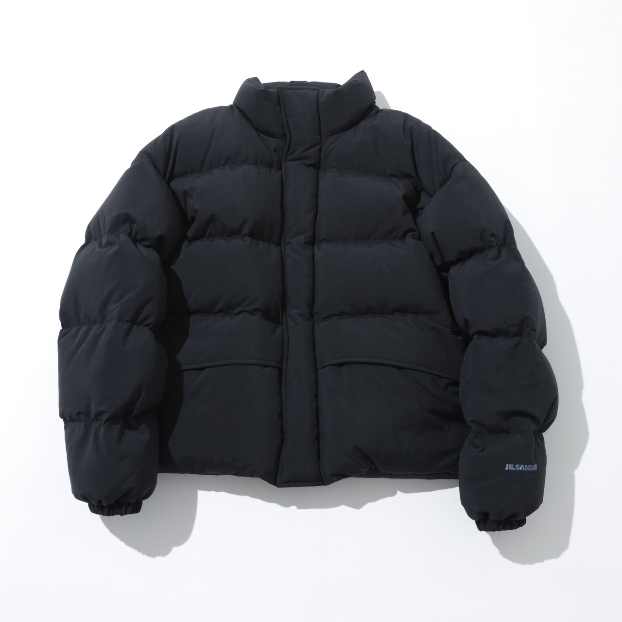 ダウン ブルゾン￥503,800／ジルサンダー（ジルサンダージャパン）