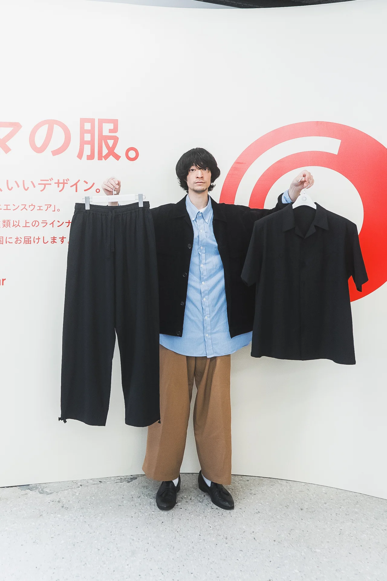 【ファミリーマートで買える服】「コンビニの画像_34