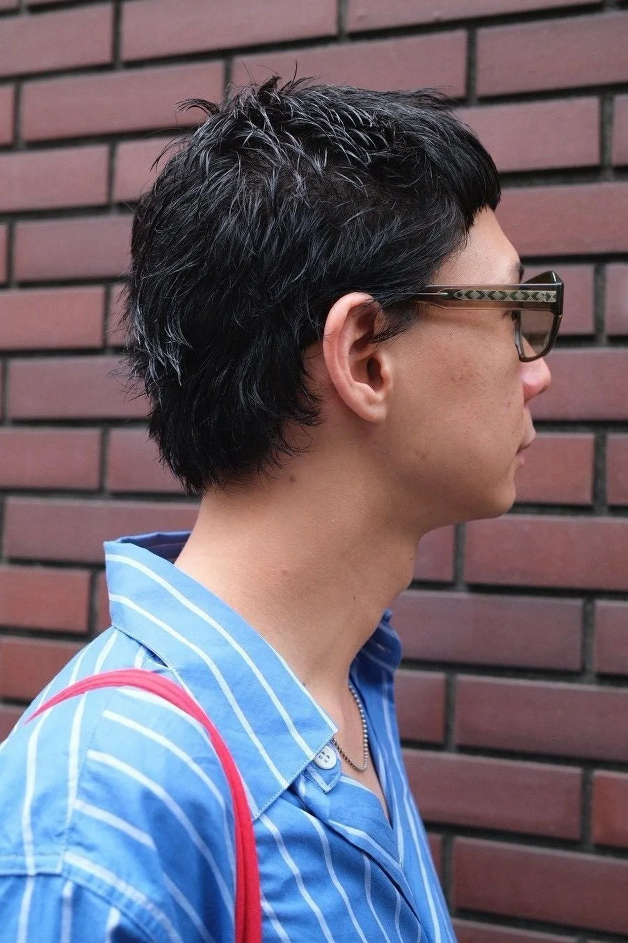 メンズヘア 新しいぱっつんベリーショートの右サイド