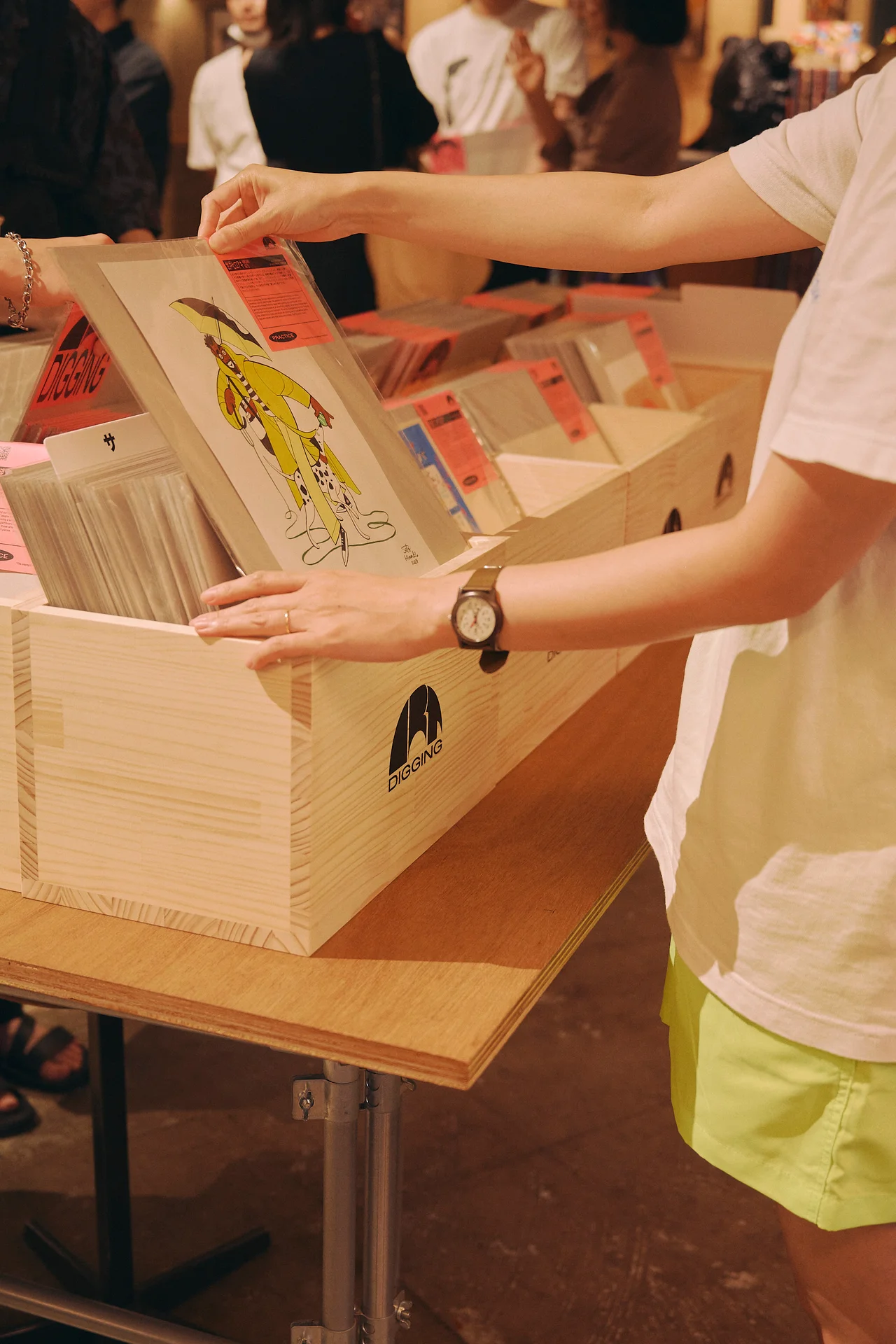 ロッテンドーナツの「ART Digging」コーナー