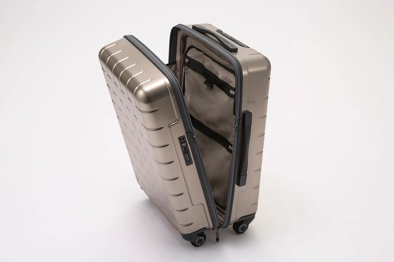 【大人が選ぶべき旅バッグ】使ってわかる抜の画像_2