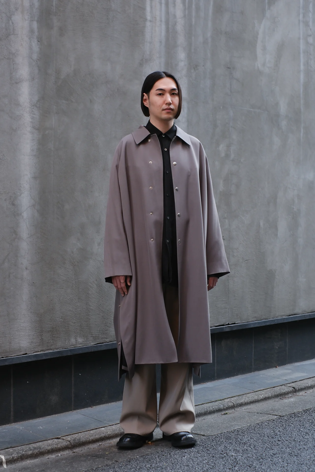 メンズヘア 前下がりが効いたワンレングスボブ