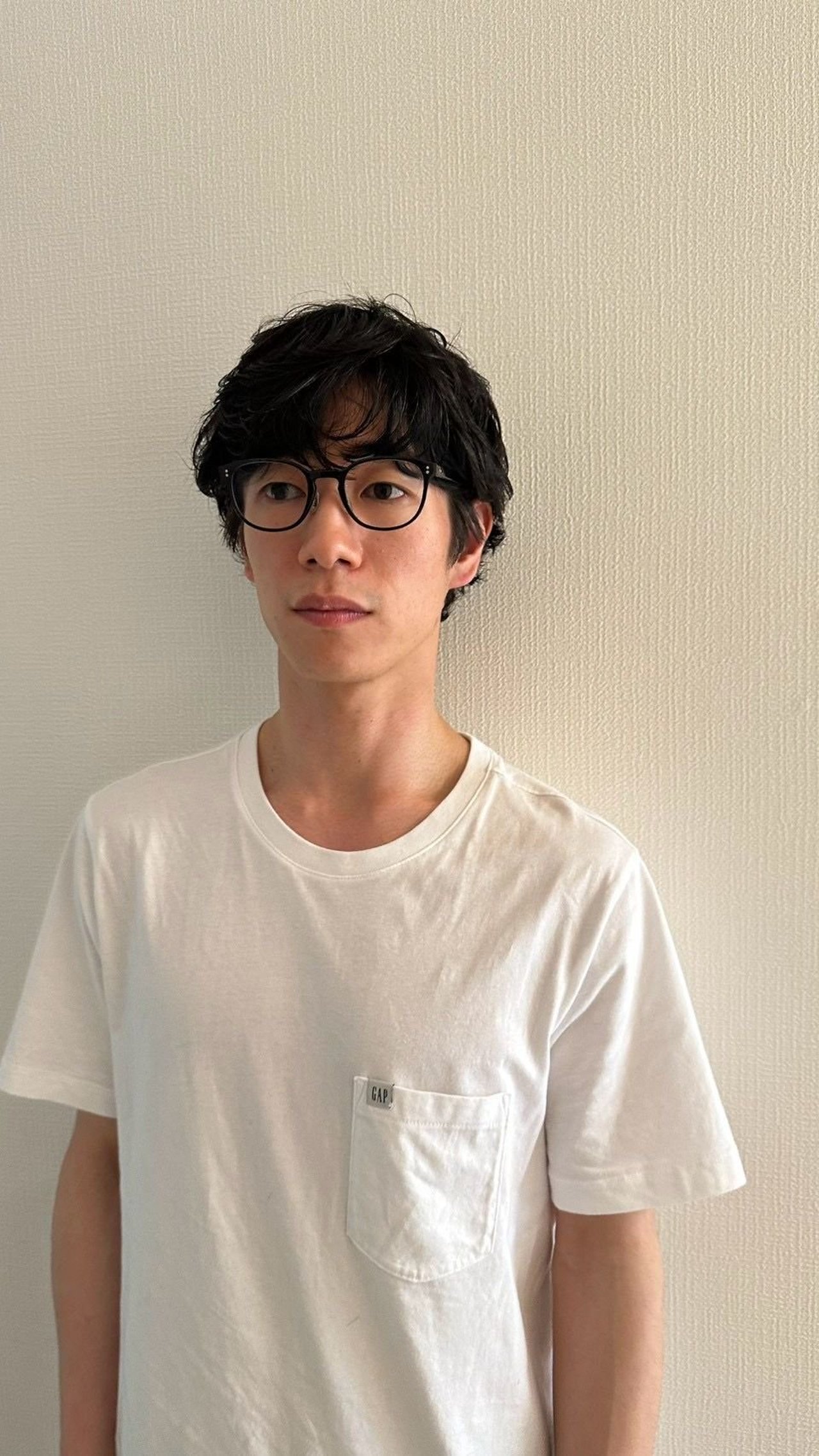 メンズヘア くせ毛や寝ぐせのような無造作パーマのバストアップ