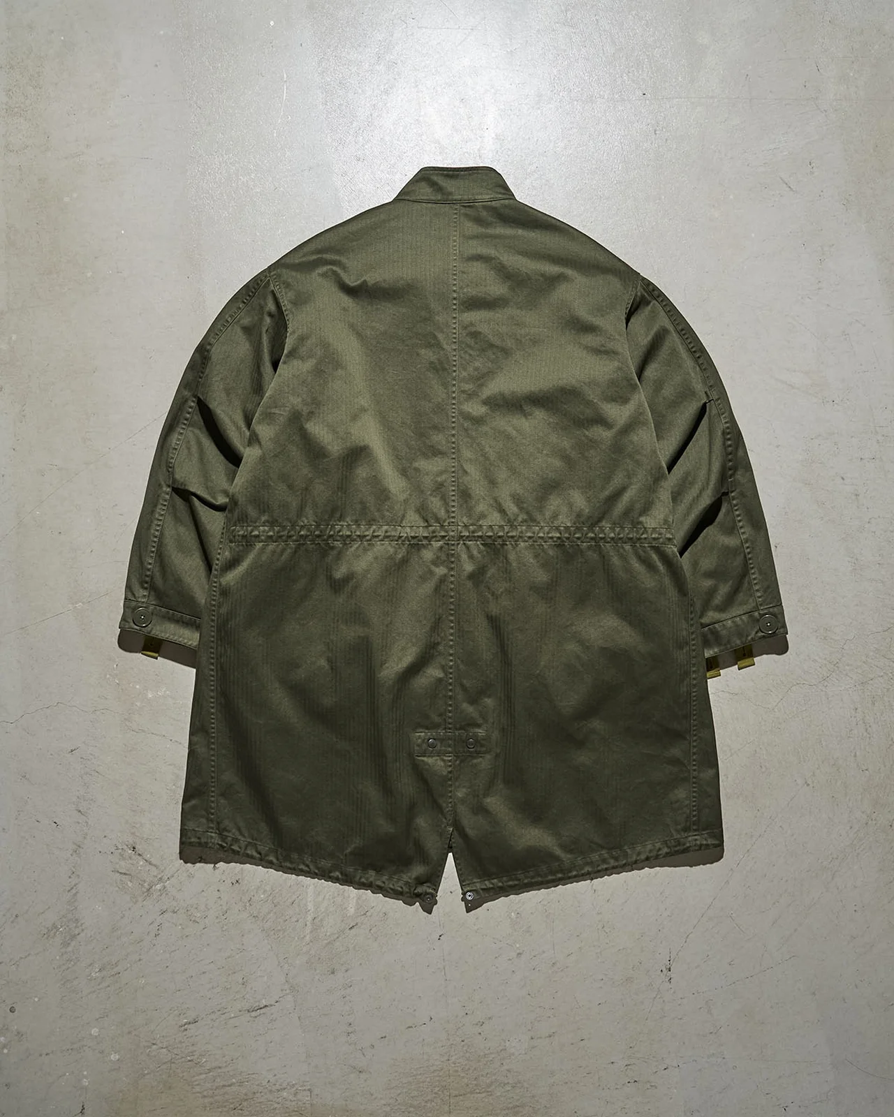 フィッシュモッズコートの背面