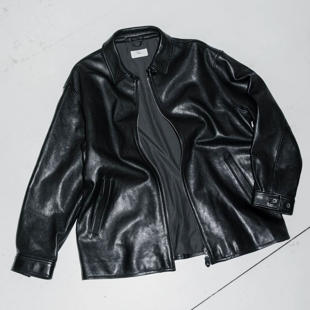 Herillのラムレザージャケット