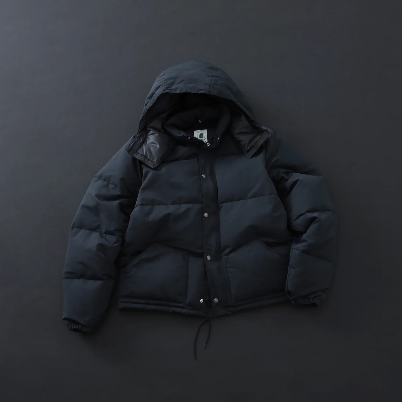 大人が買うべき「黒ダウン」20選。モンベの画像_7