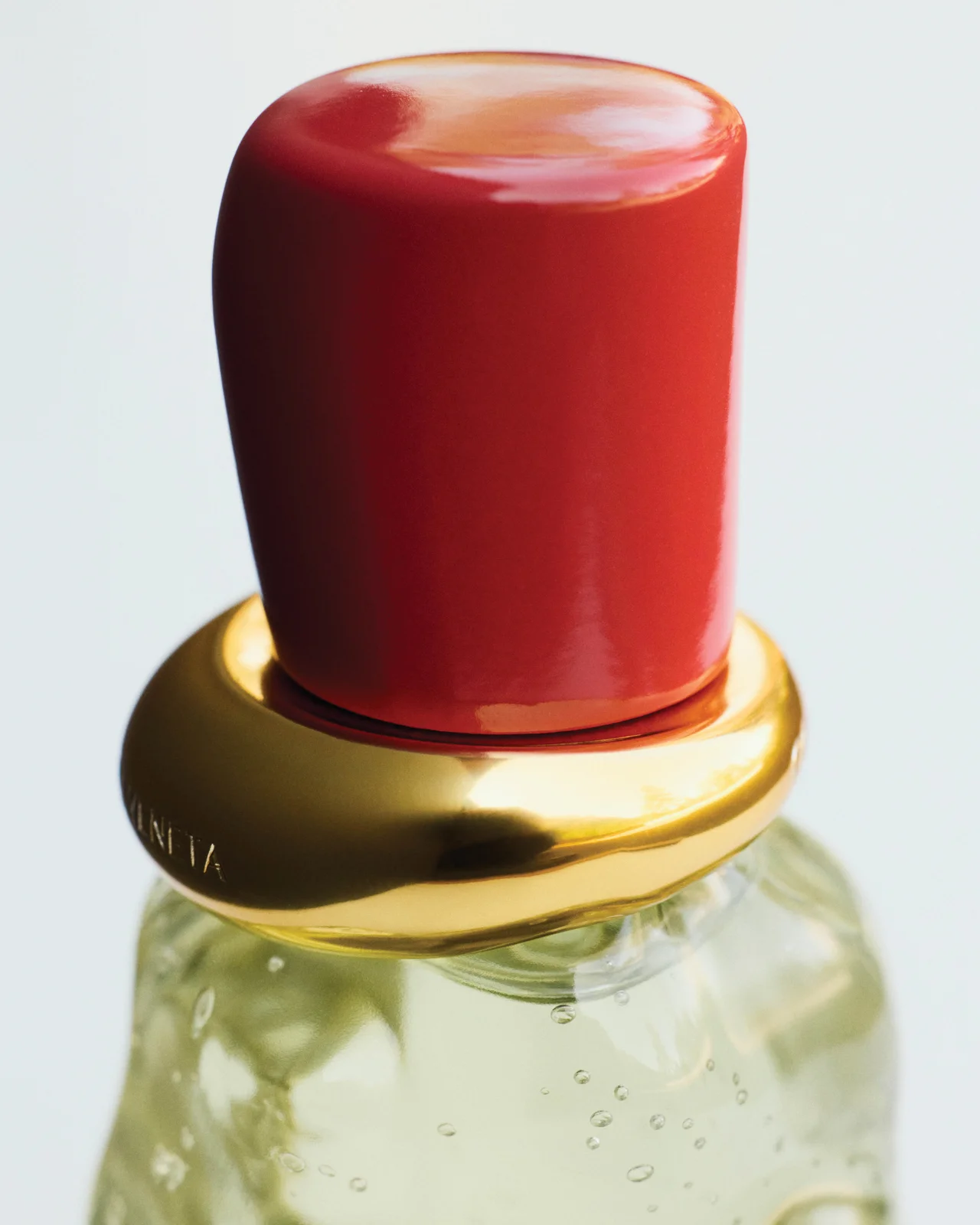 【大人が選ぶべき香水】テーマは“香りのイの画像_15