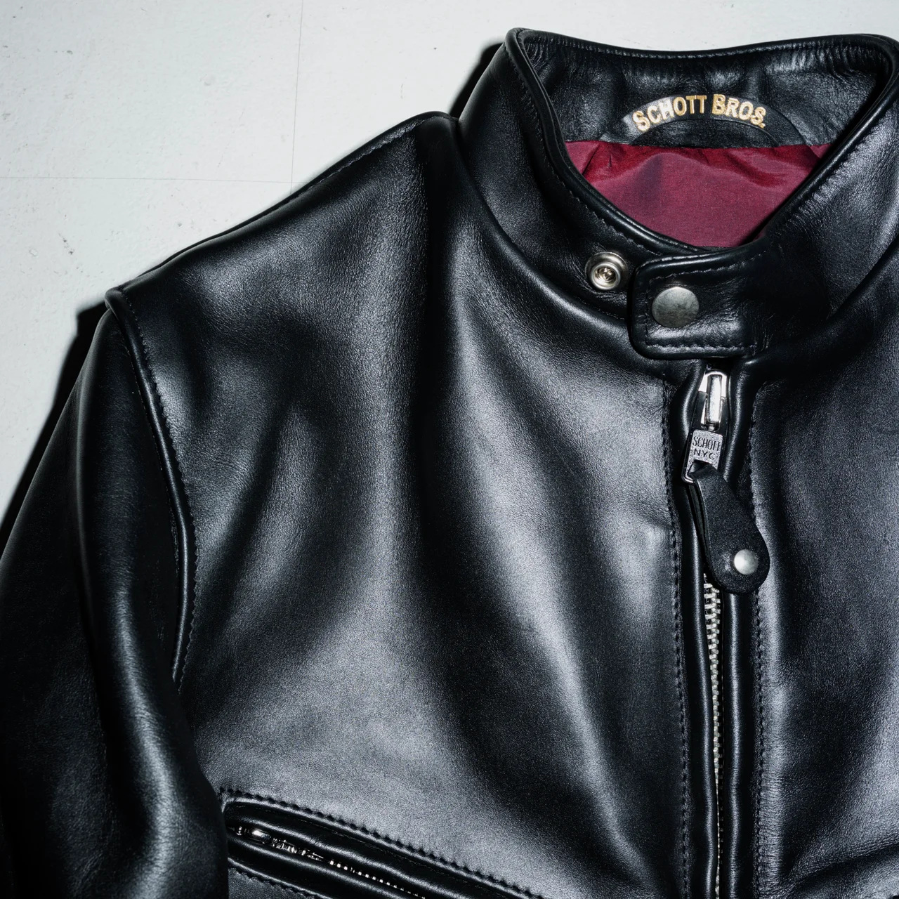 Schottのシングルライダースジャケット641XX アップ