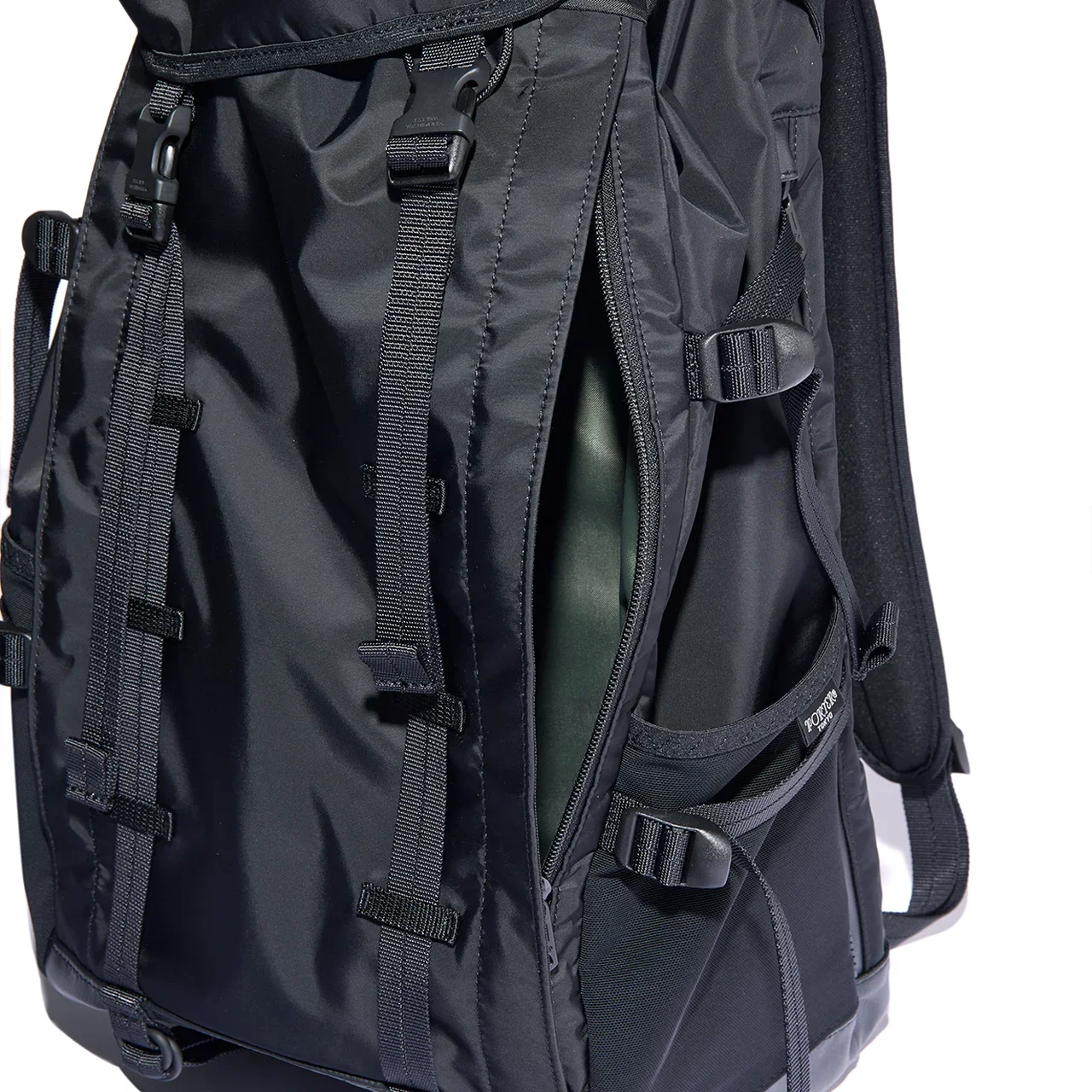 PORTER｜MONOCHROME BACKPACK