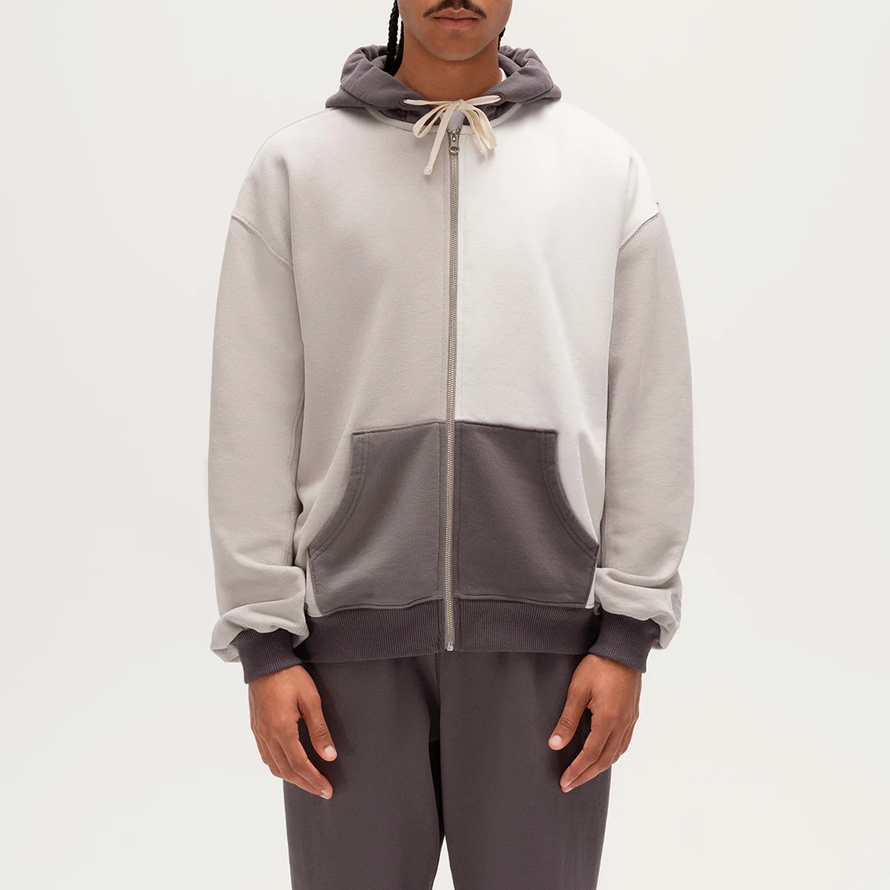 カラーブロックのフルジップフーディ ースウェット