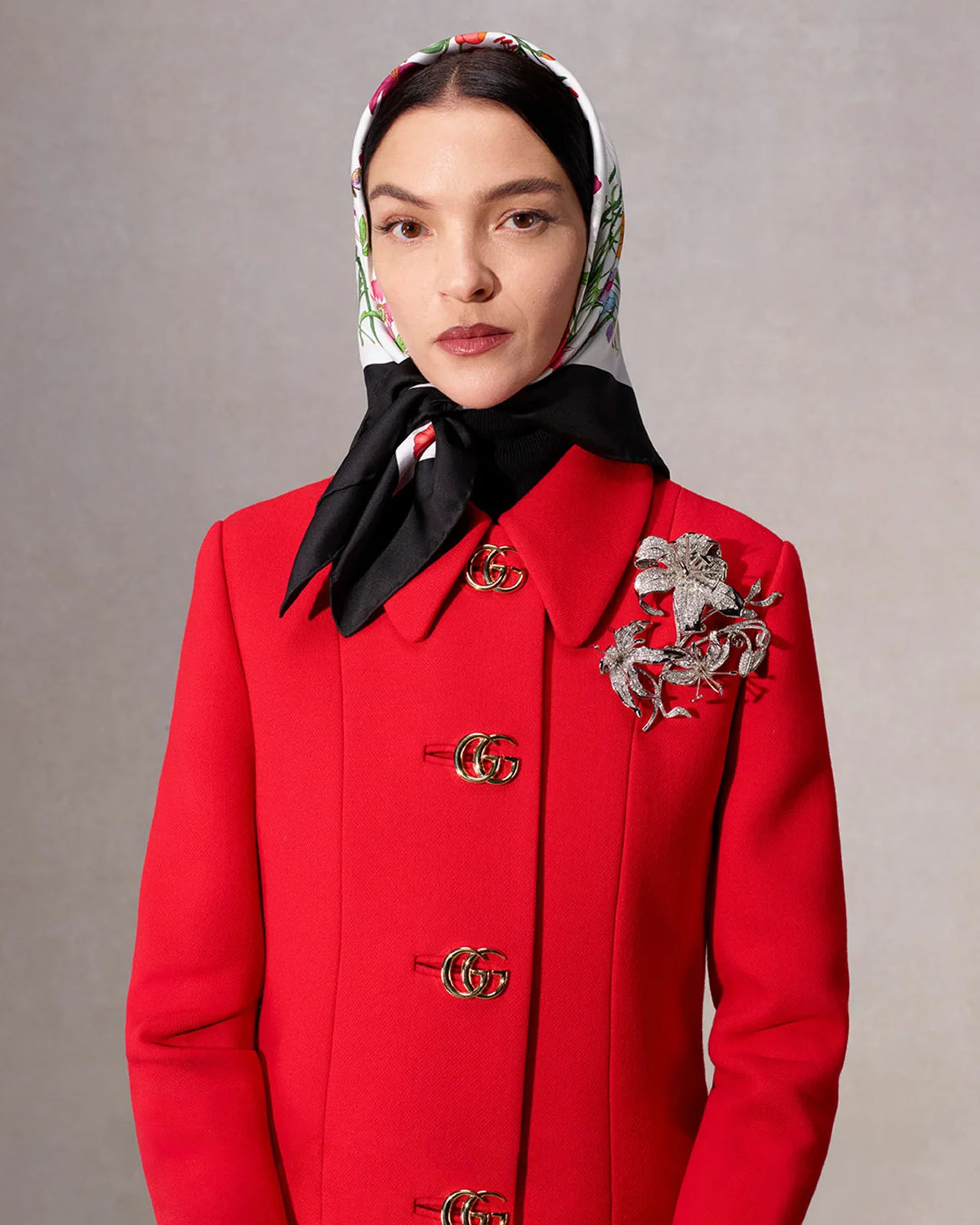 グッチ「ラ・ファミリア」ポートレート「Incazzata」