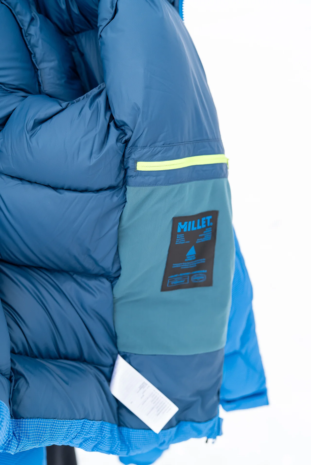 水沢ダウン、モンベル... 人気アウトドの画像_19