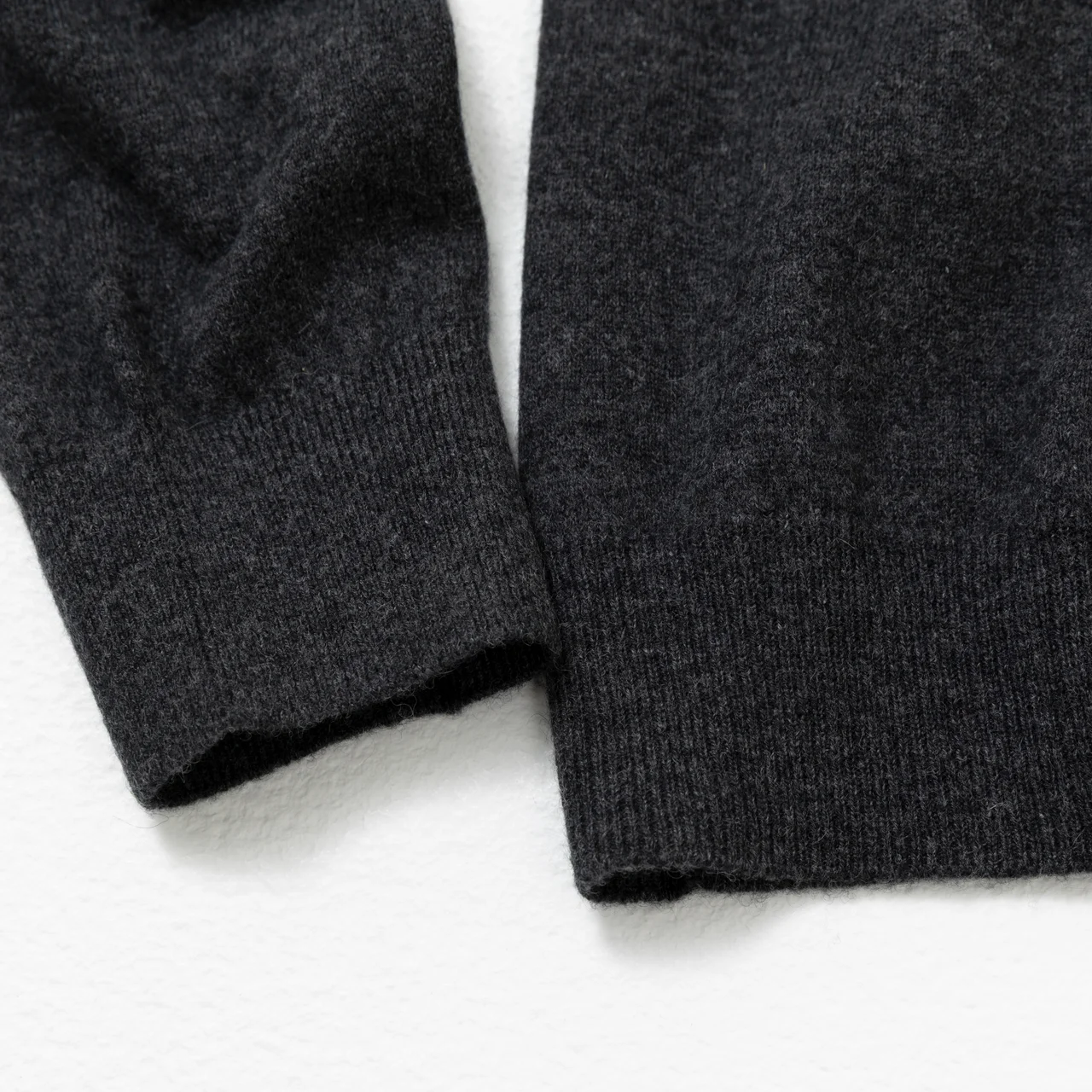 エディター私物 キャッシュ＆バルバのニットポロ