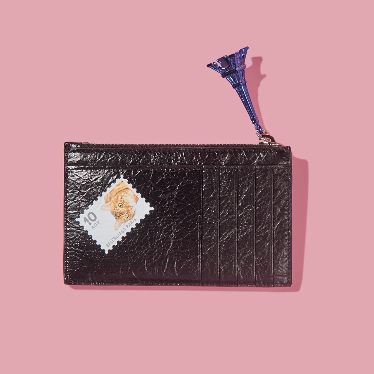 背面にも猫の切手グラフィックをプリント