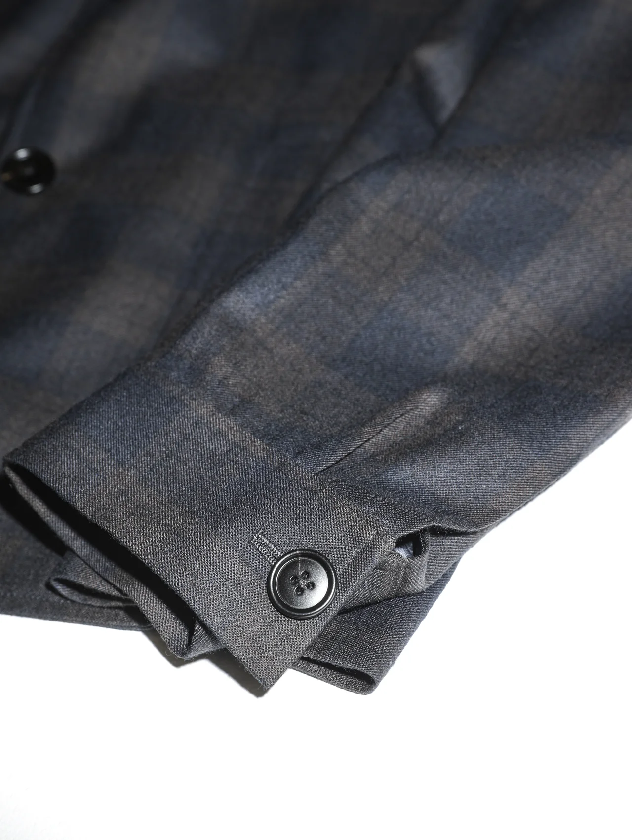 Belvestのシャツジャケットの画像_3
