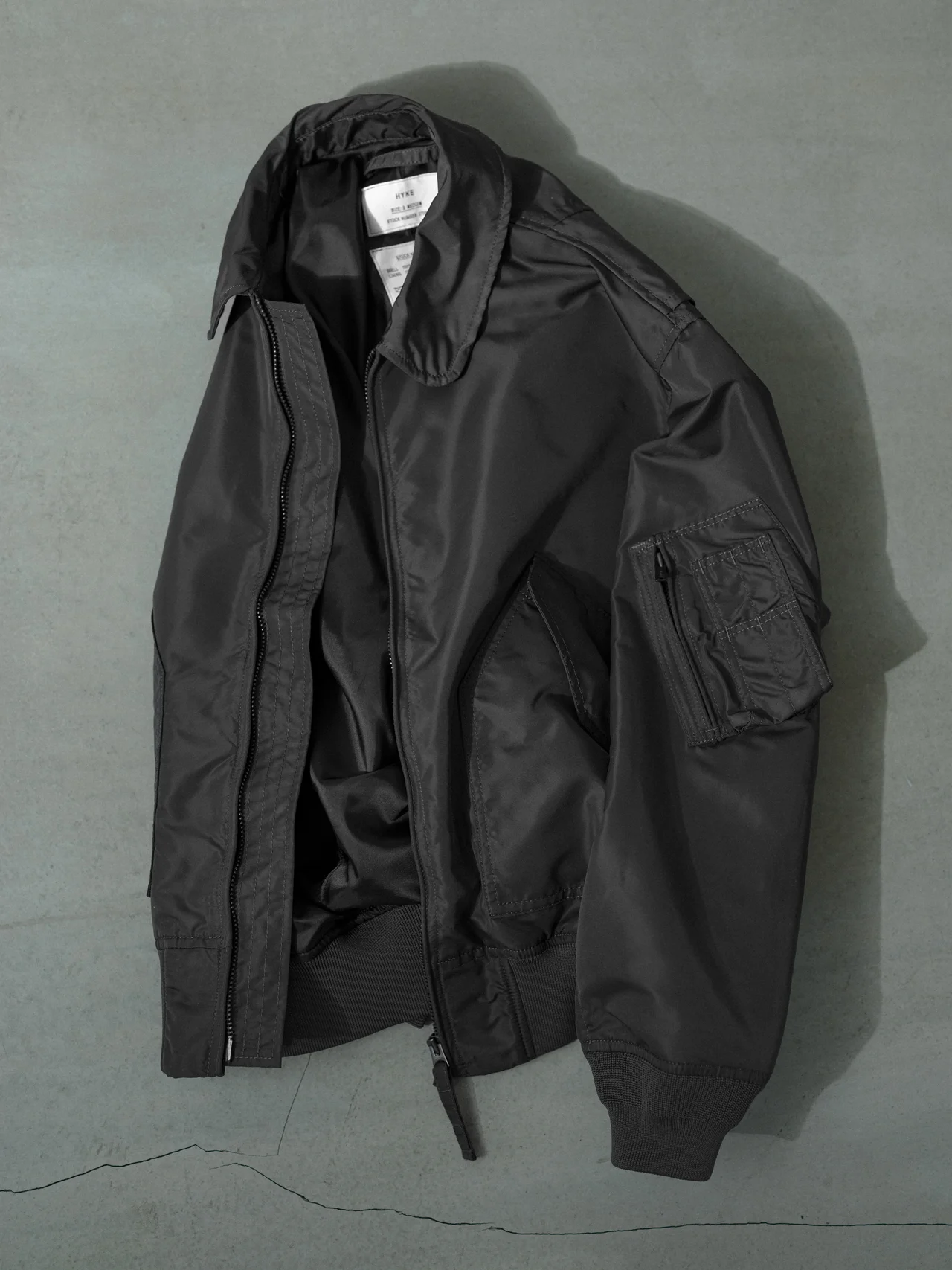 【差がつく大人の春アウター】即完売必至。の画像_2