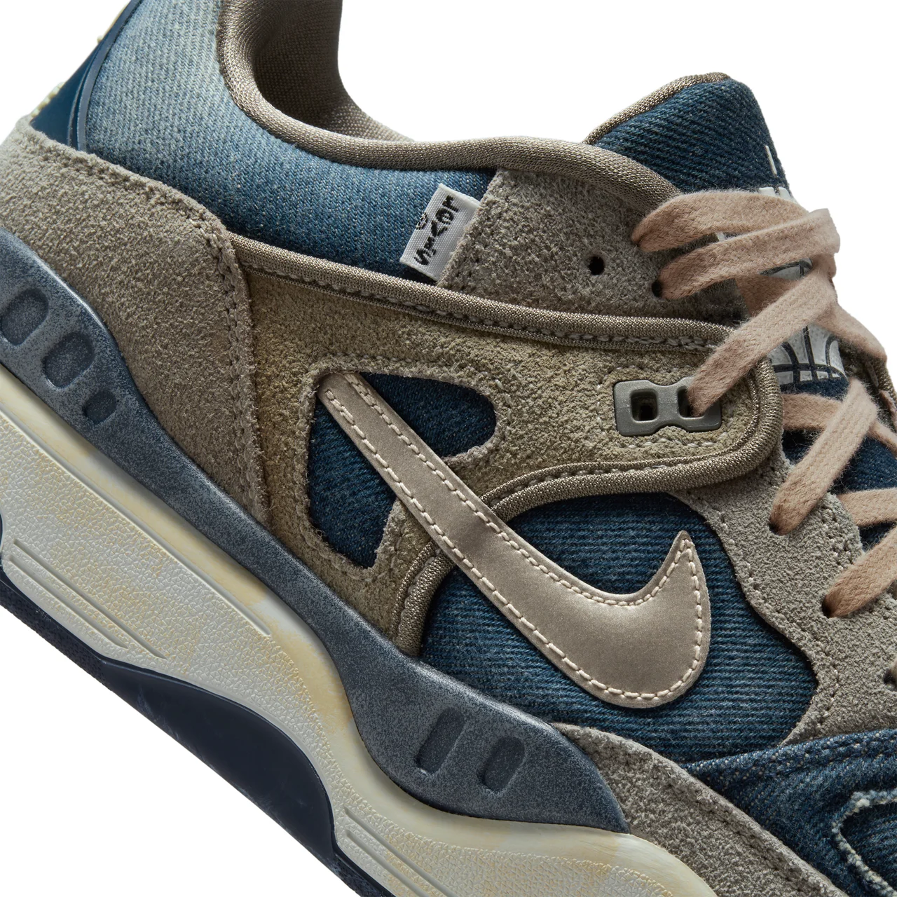 【リーバイス®×NIGO®×Nike】デの画像_2