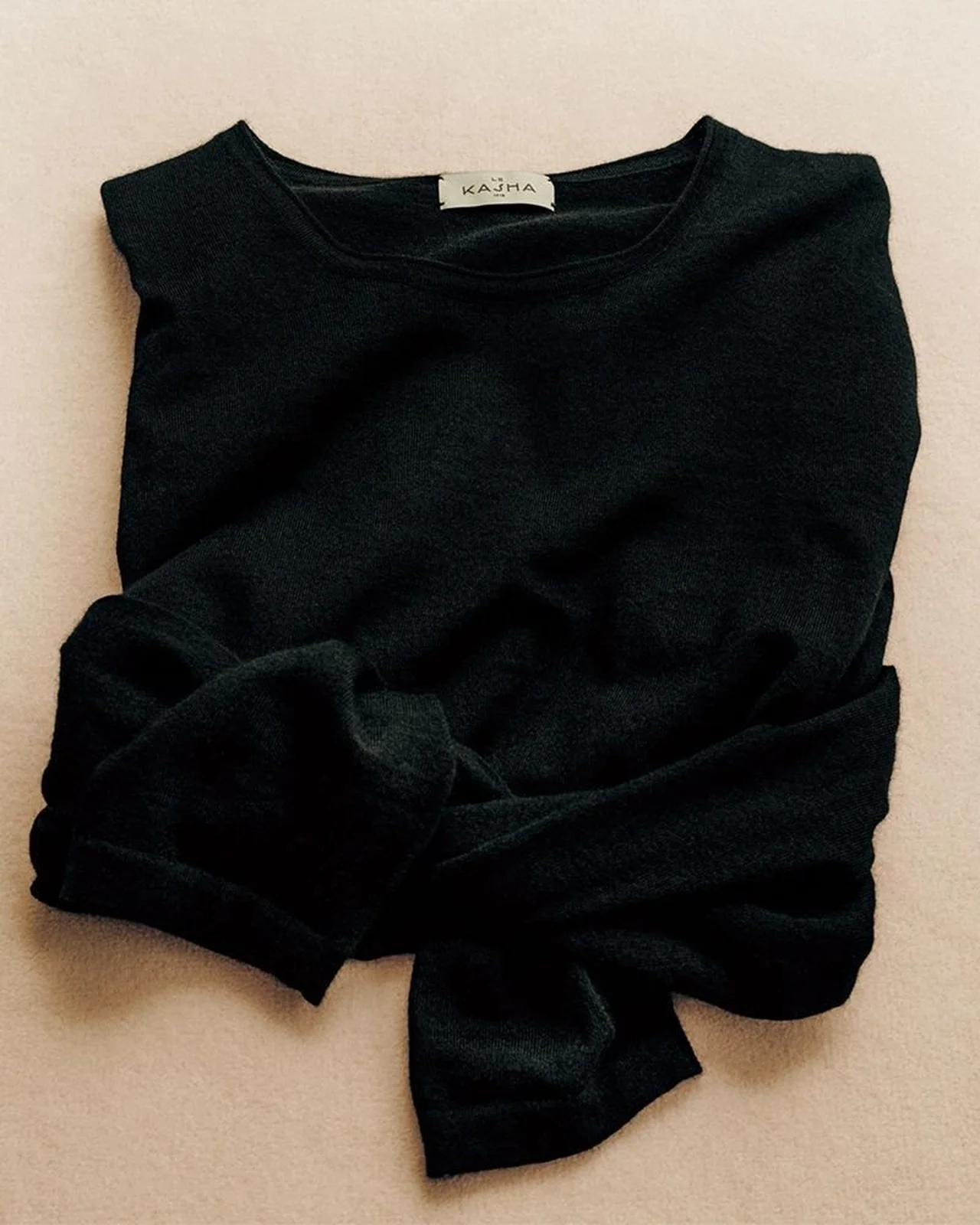 LE KASHAのカシミヤカットソー「KYOTO」