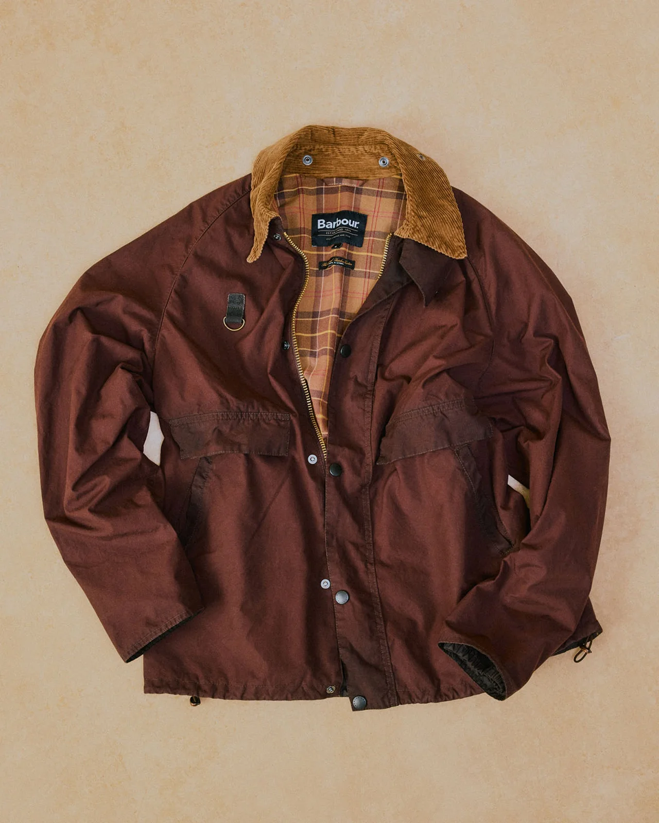 ブラウン系カラーのラスティック