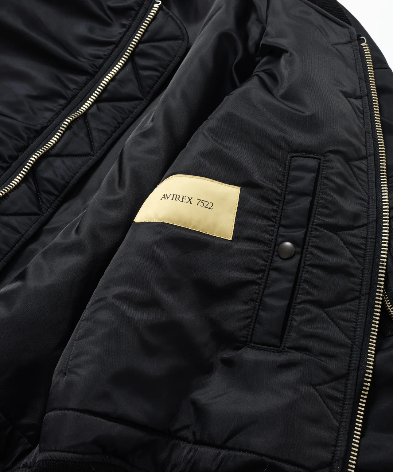 【差がつく大人の黒アウター】こだわりのMの画像_4