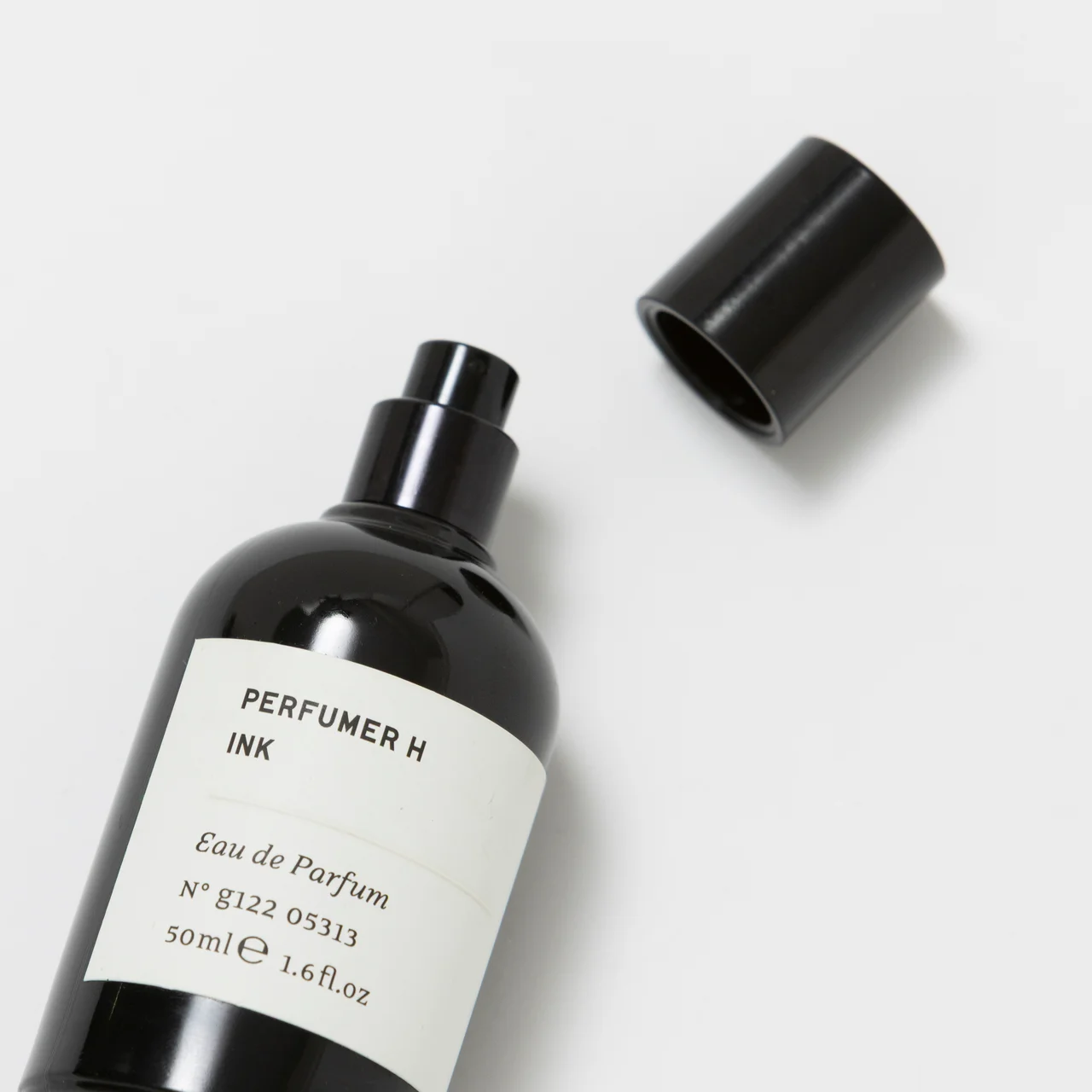 【大人の愛用香水】バレンシアガ、ル ラボの画像_20