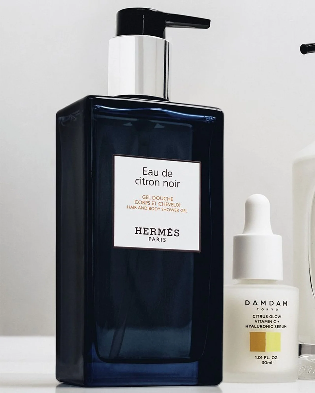 HERMÈS｜《オー ドゥ シトロン ノワール》 ヘア＆ボディ シャワージェル