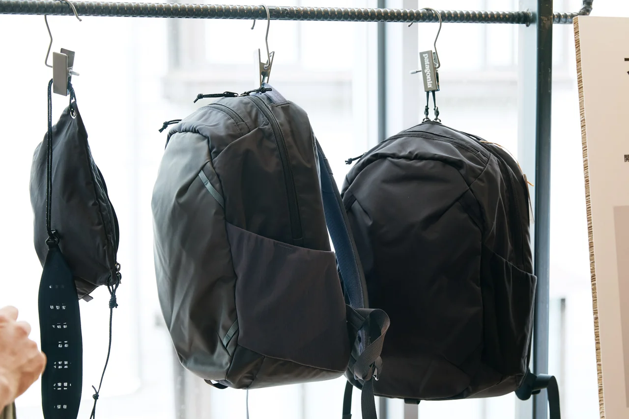 パタゴニアのアトム・デイパック 24L各¥14,300