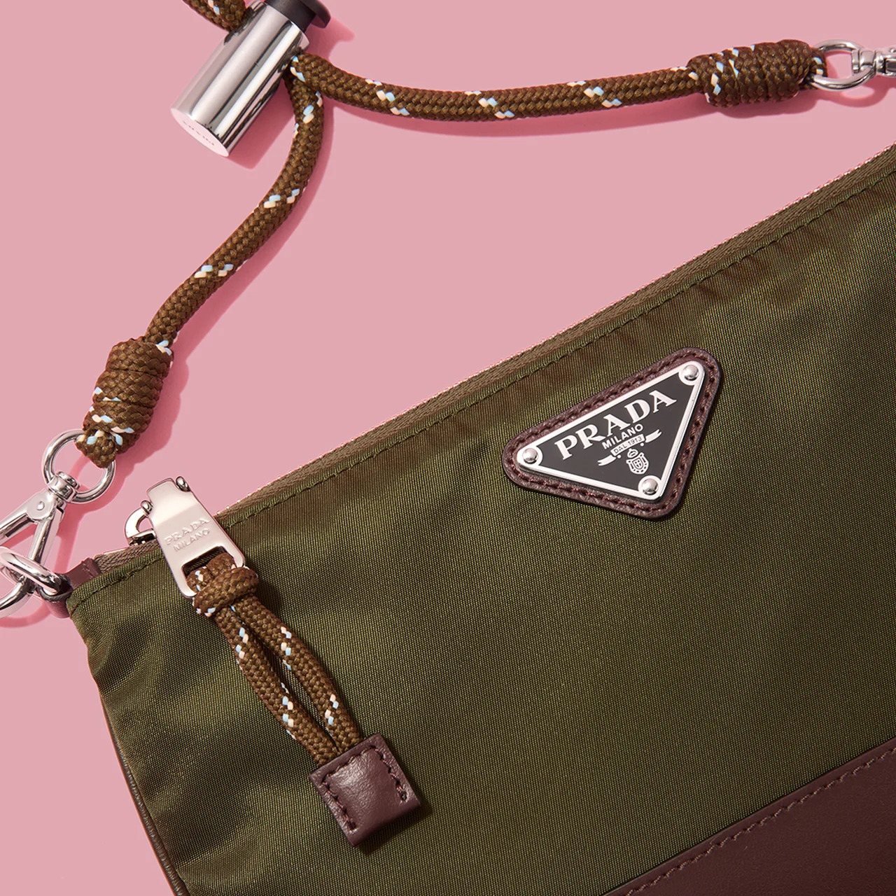 Re-Nylonの本体とコードのカラーを同色で統一