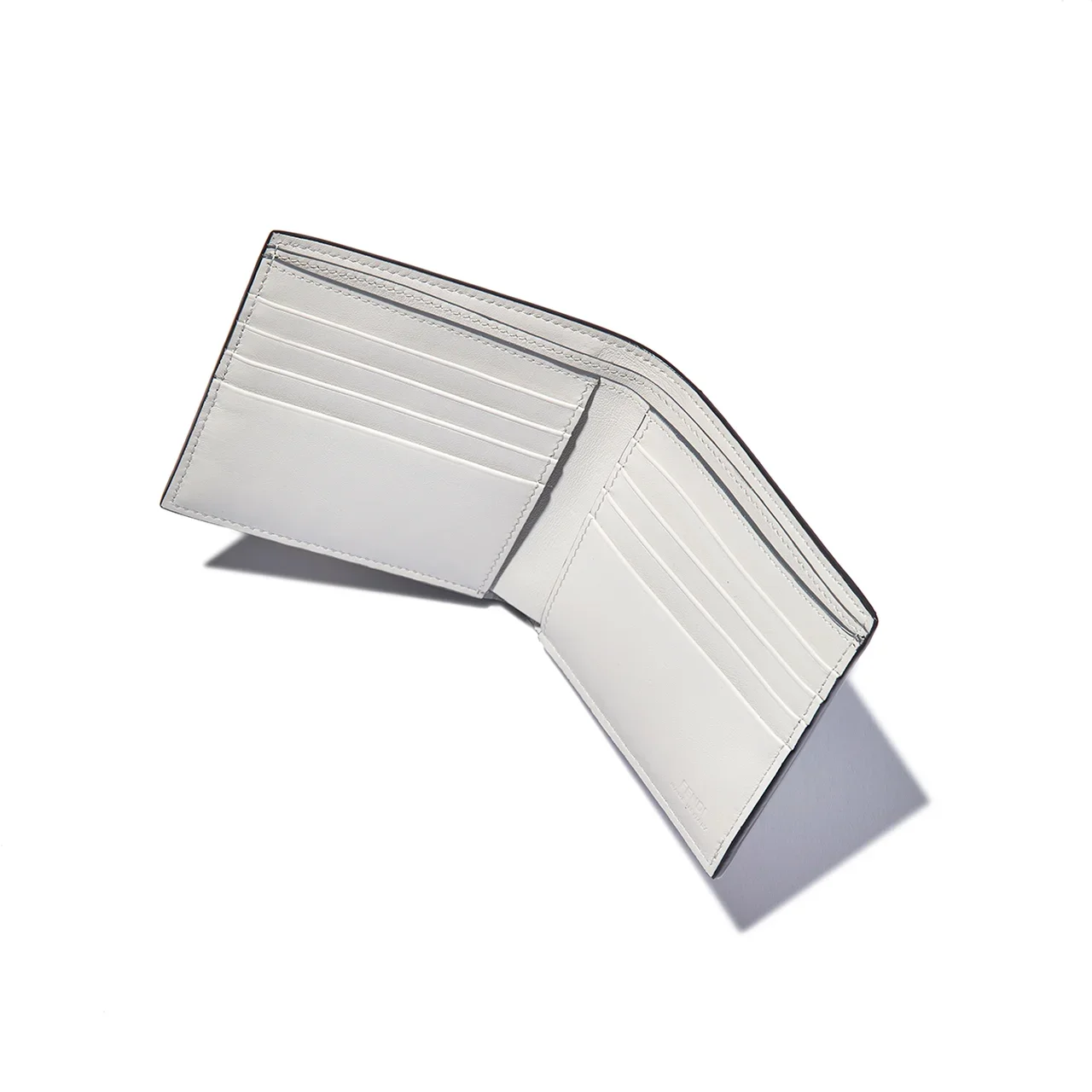 FENDI｜Bi-fold Wallet