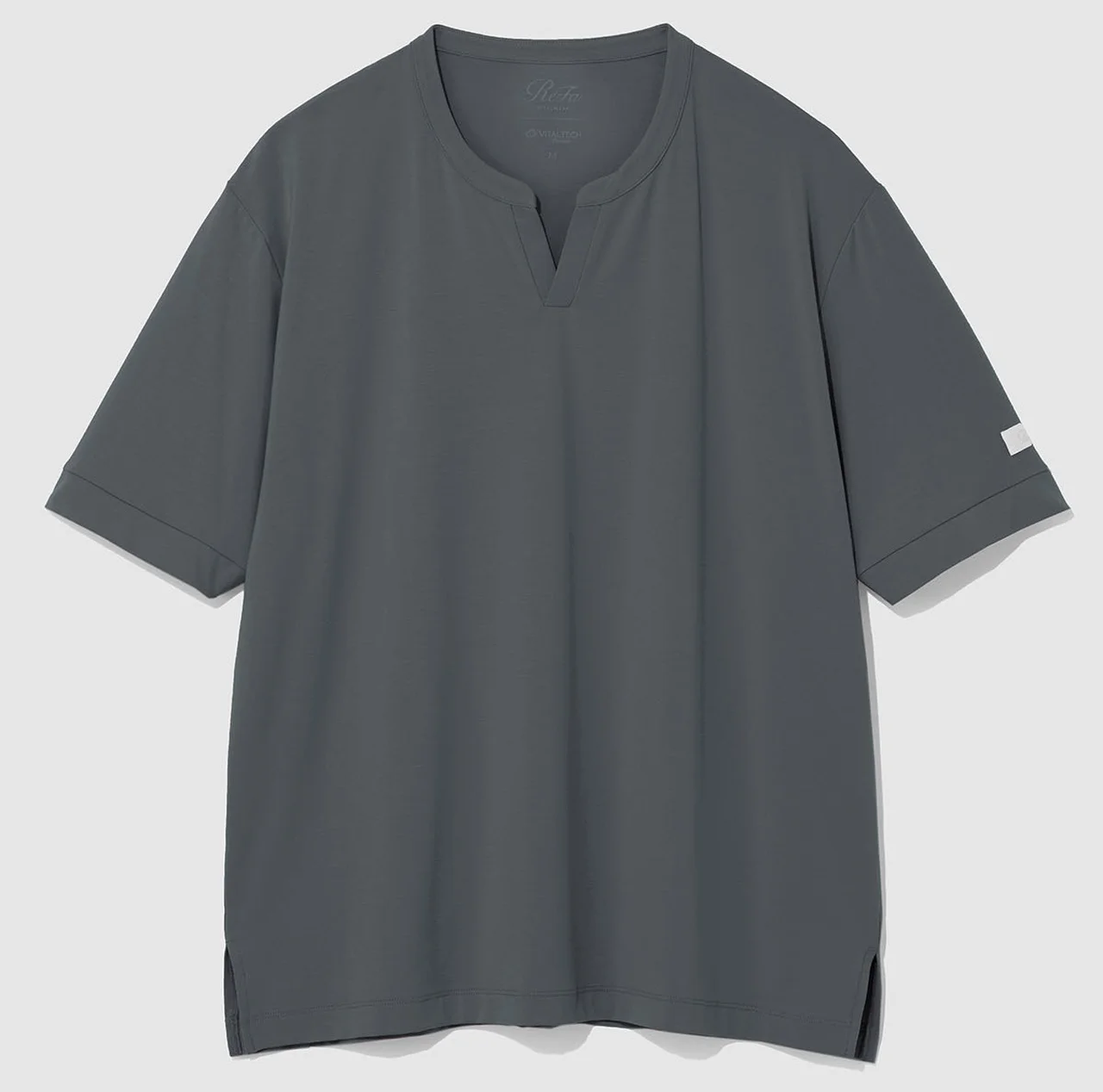 リファ バイタル ストレッチスムース ショートスリーブプルオーバーのダークグレー