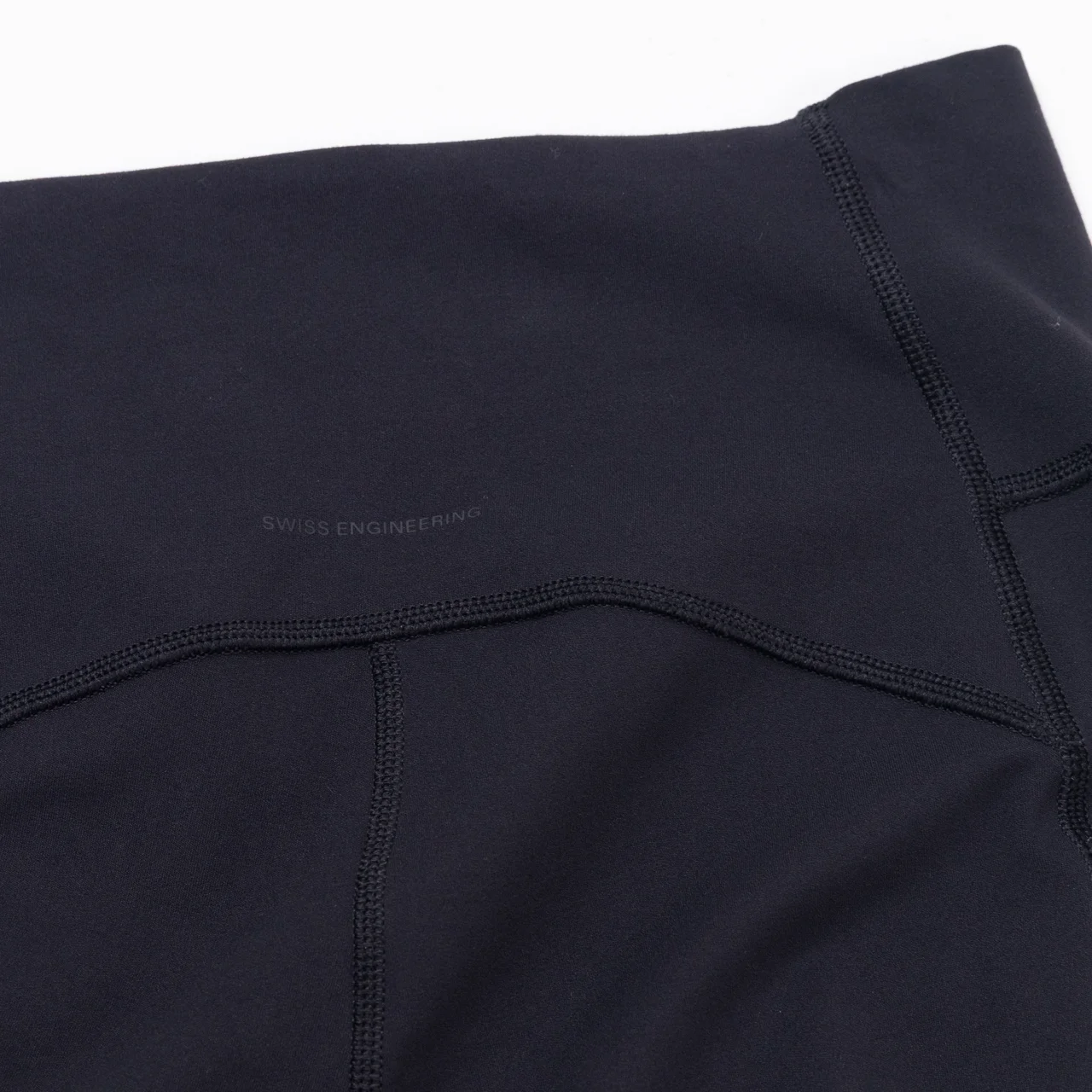 【エディター私物】onのPerformance Tights 7/8 履き口