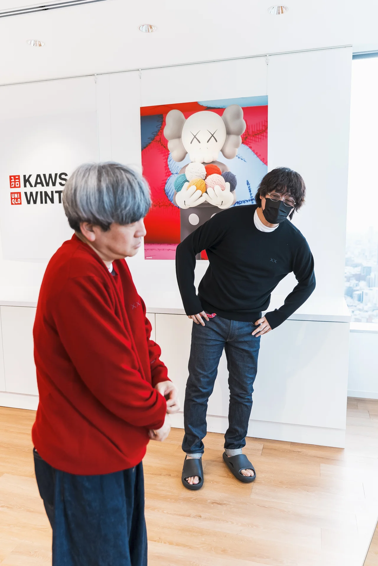 【大人のユニクロ】試着ルポ。「KAWS」の画像_33