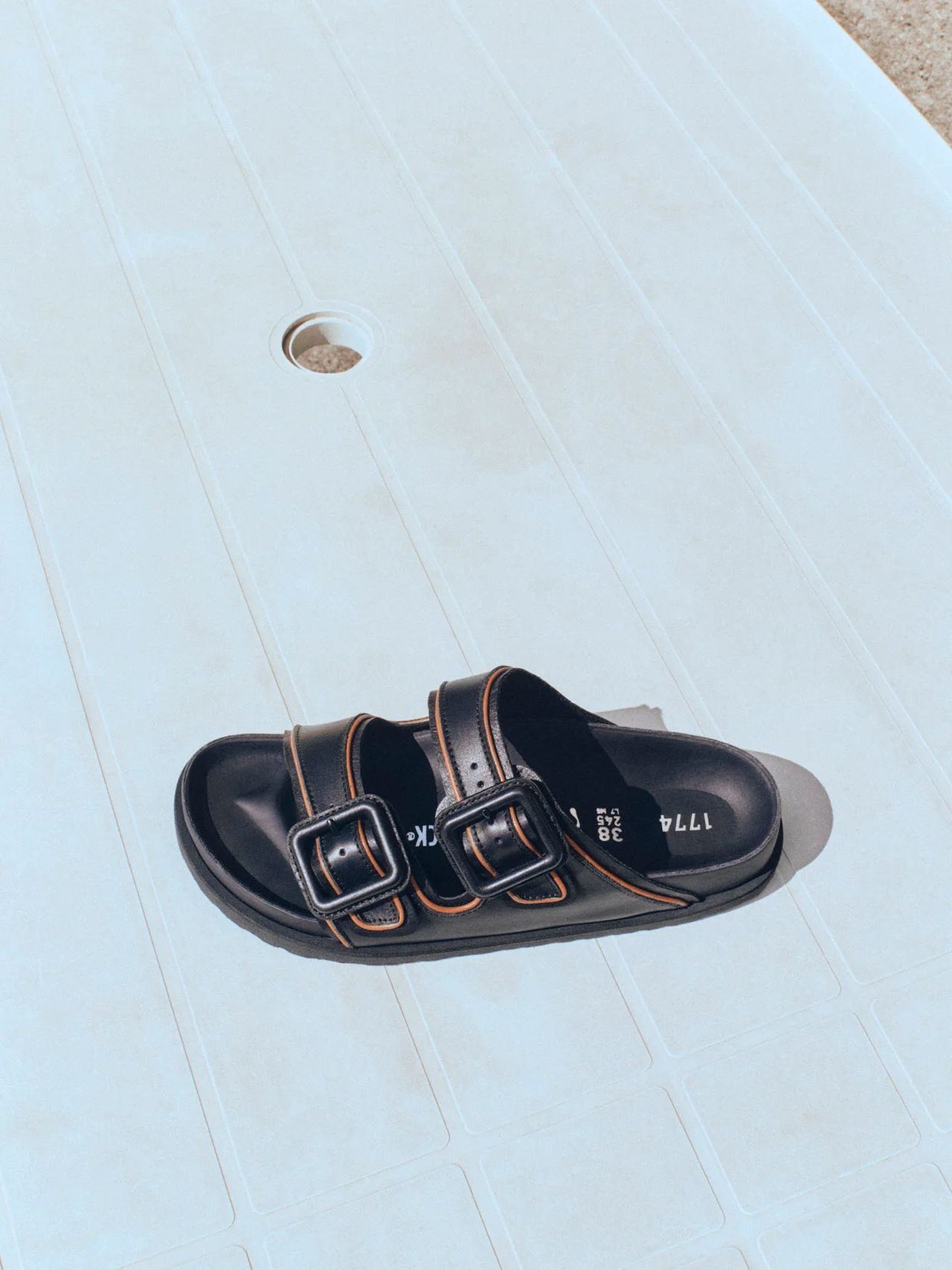 【大人のサンダル】ハイエンドなビルケンシの画像_1