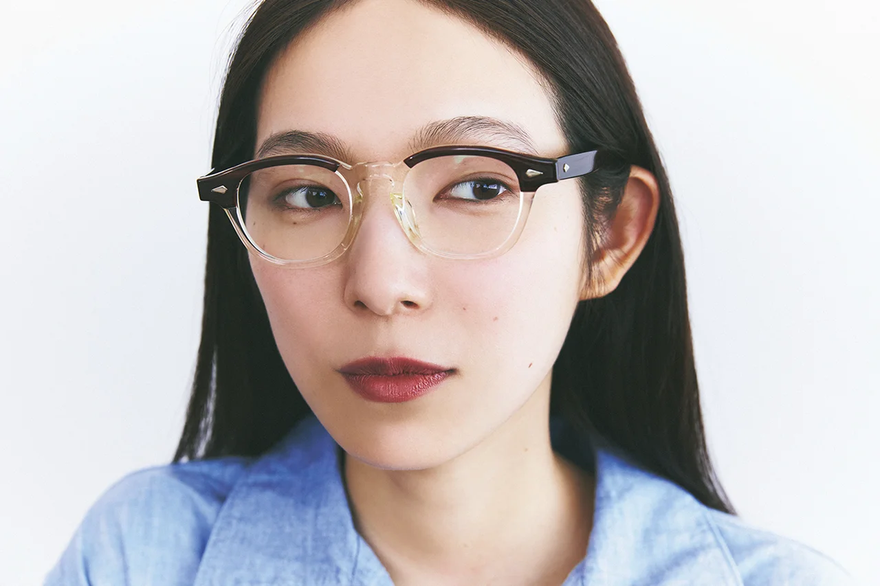 JULIUS TART OPTICALのアイウェア ブロウタイプ