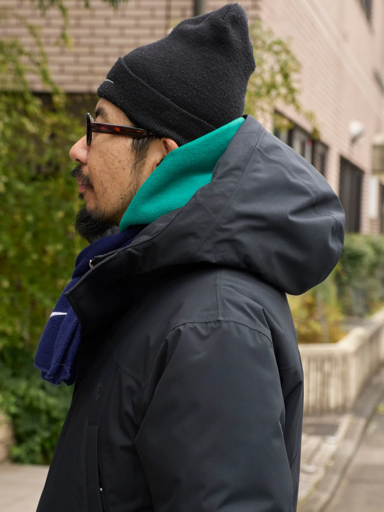 テクノナイロンのような質感が上品