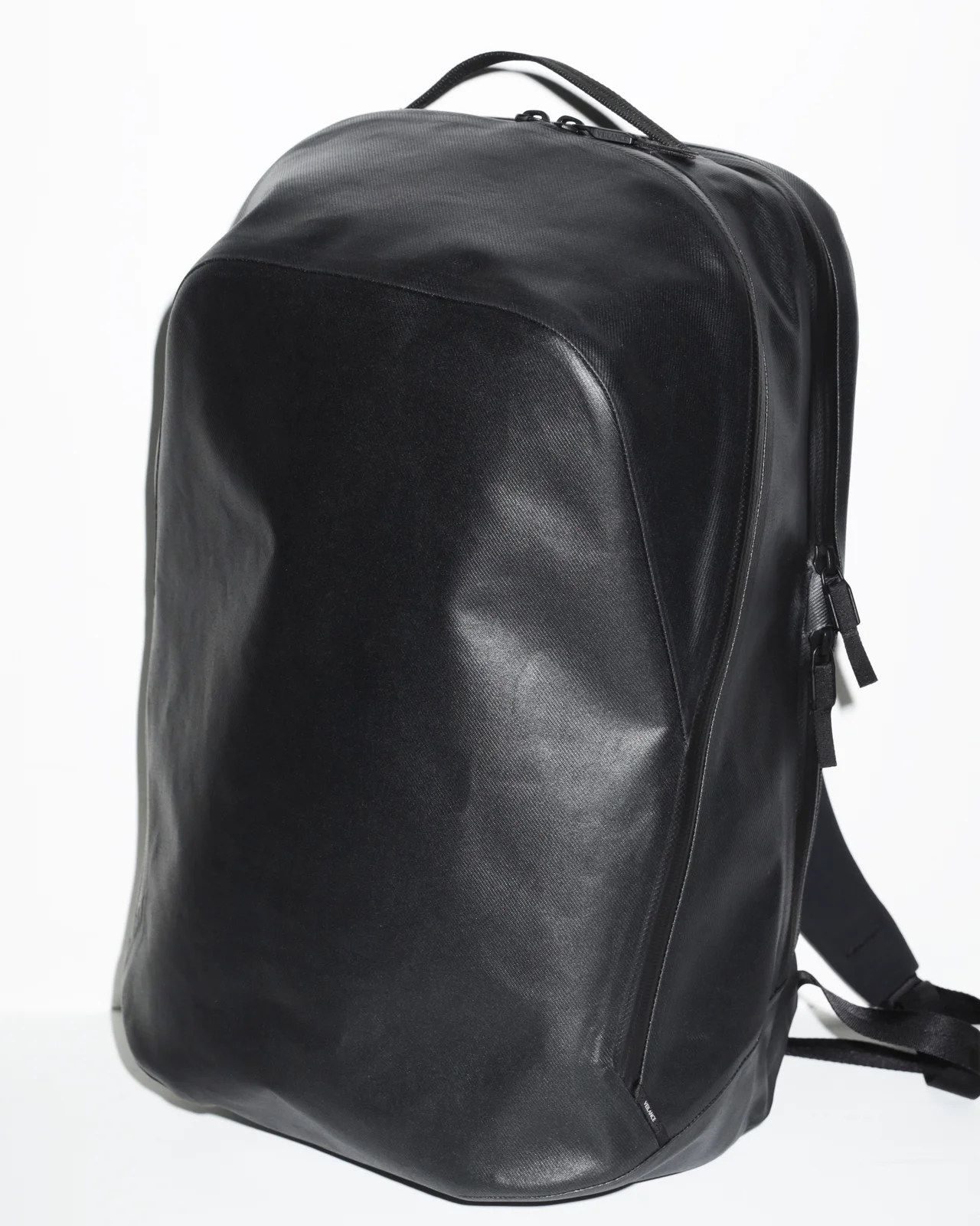 ARC'TERYX VEILANCEのバッグ「Anodic Backpack」