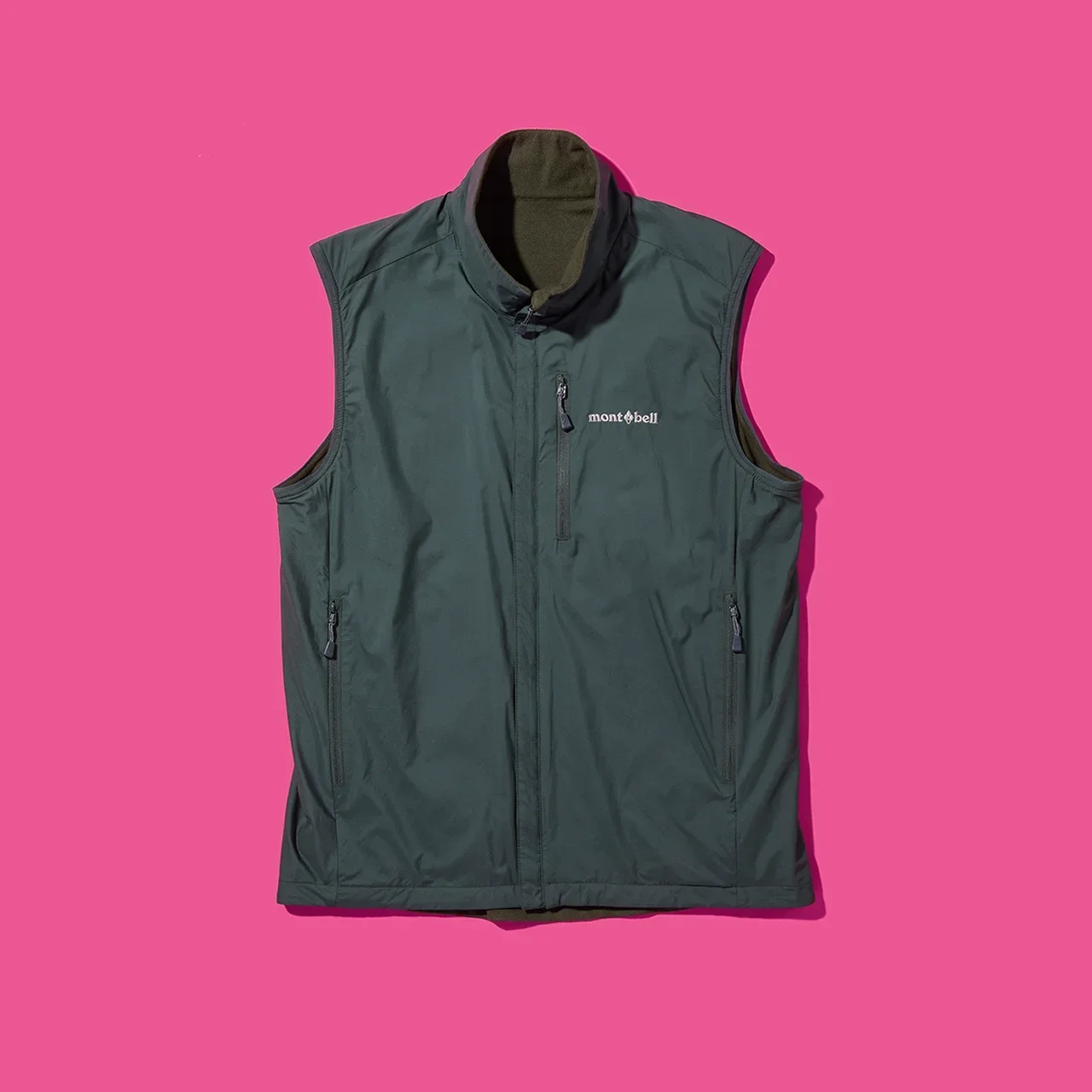 【大人のモンベル】4月の気温差に最適。春に買っておくべき「ベスト」5選【mont-bell】②