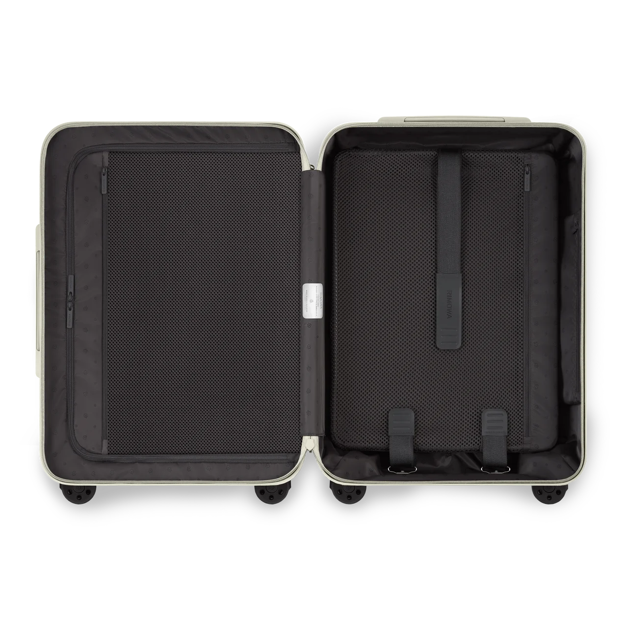 【差がつく大人のリモワ】人気の定番キャリの画像_25