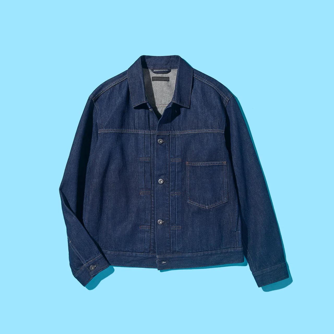 40代男性に似合う「ユニクロ」のトラッカージャケット