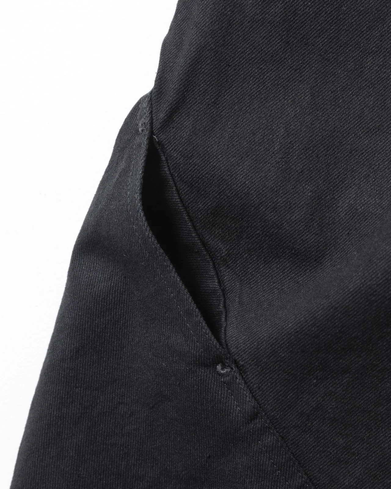 Goldwin 0のブラックデニム ミニサイズの隠しポケット