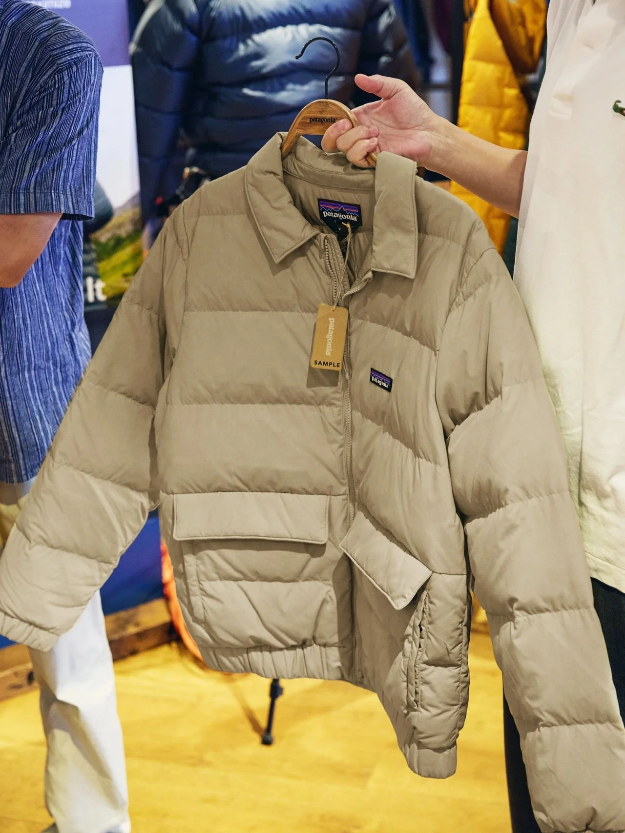 メンズ・シザー・ダウン・ジャケット￥42,900
