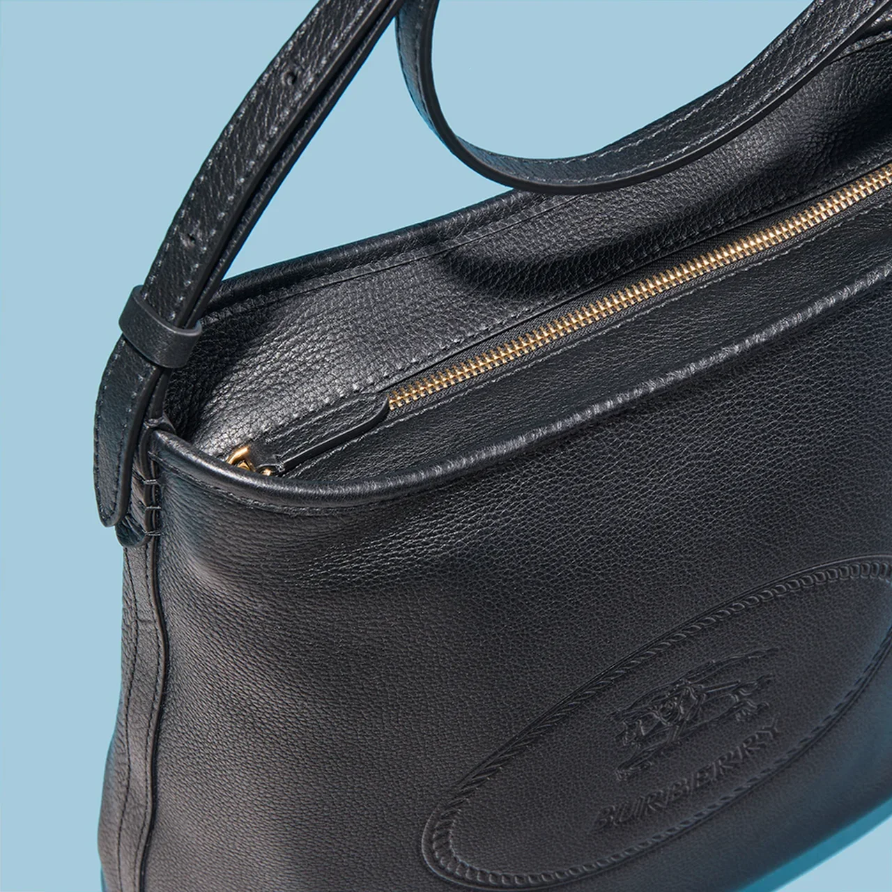 BURBERRY｜Small Highland Shoulder Bag