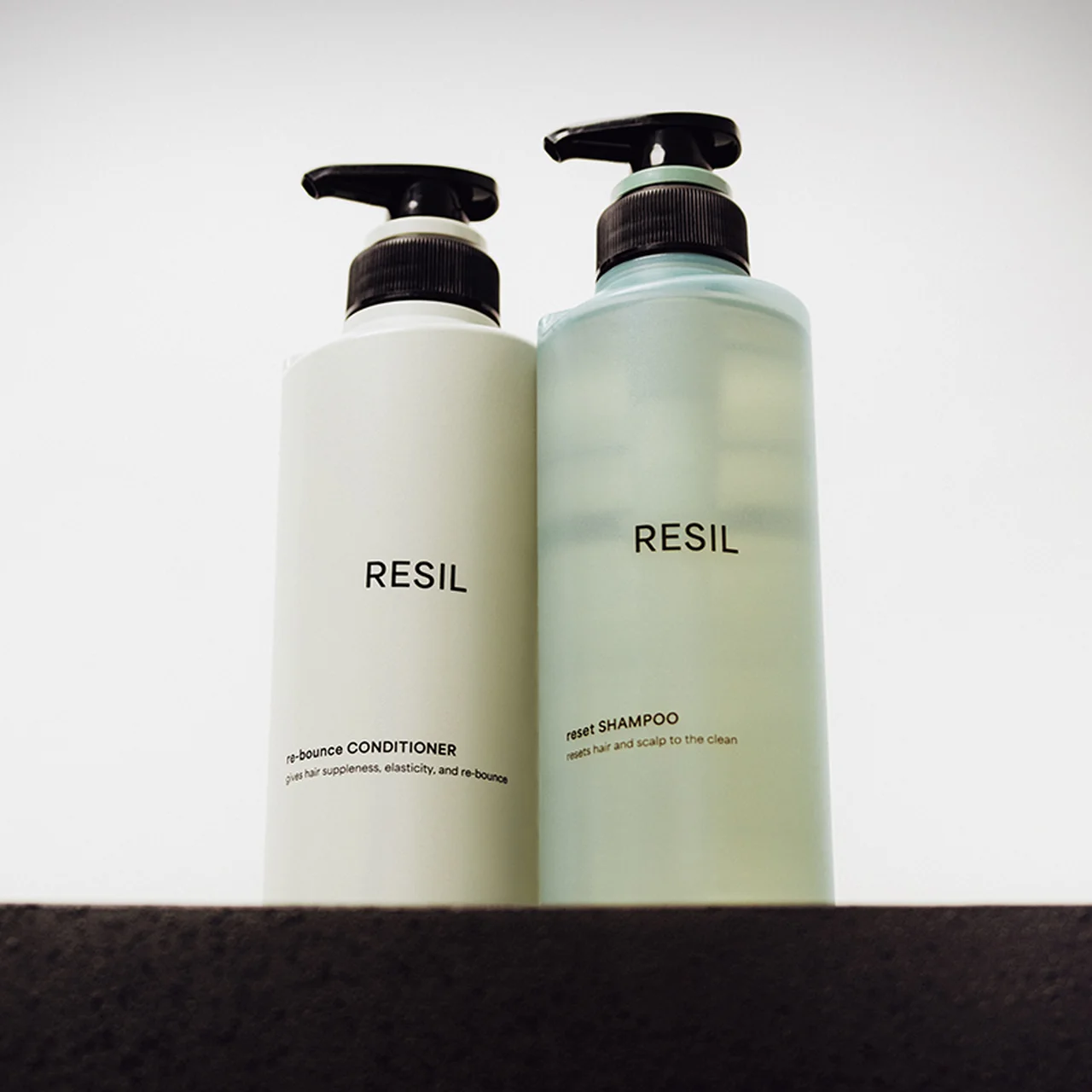 SUCCESS RESIL｜（右）リセットシャンプー／（左）リバウンスコンディショナー