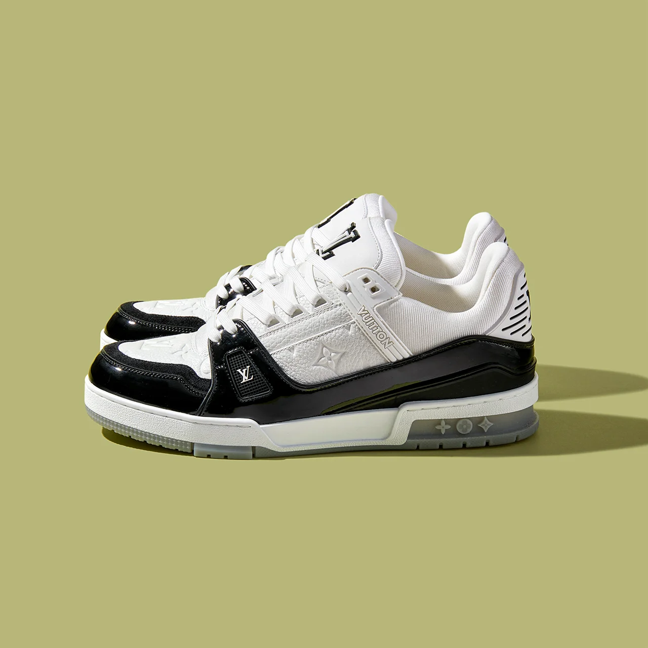 ツートーンカラーのLV トレイナー スニーカー