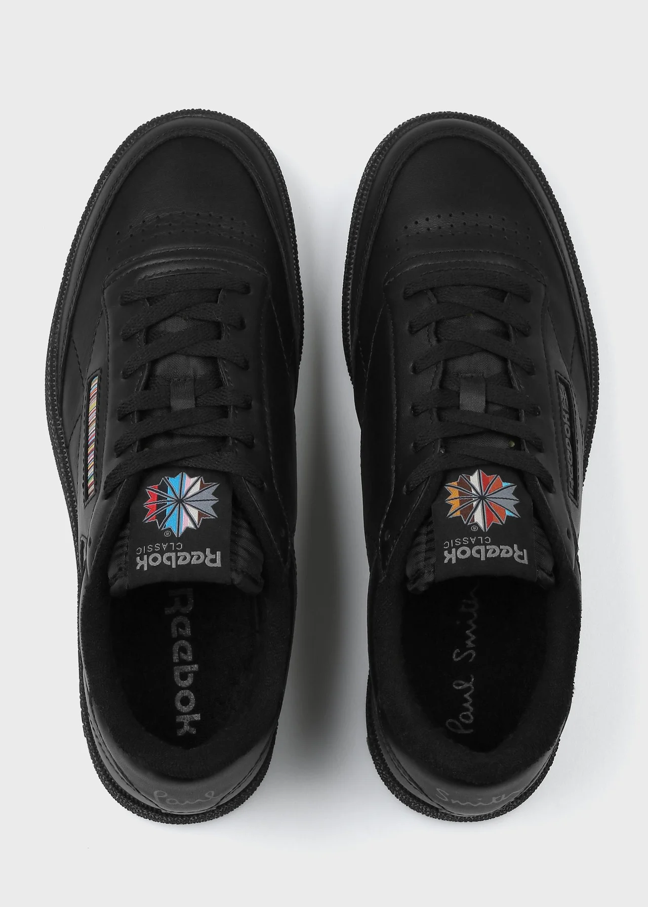 【差がつく大人の黒スニーカー】「リーボッの画像_2