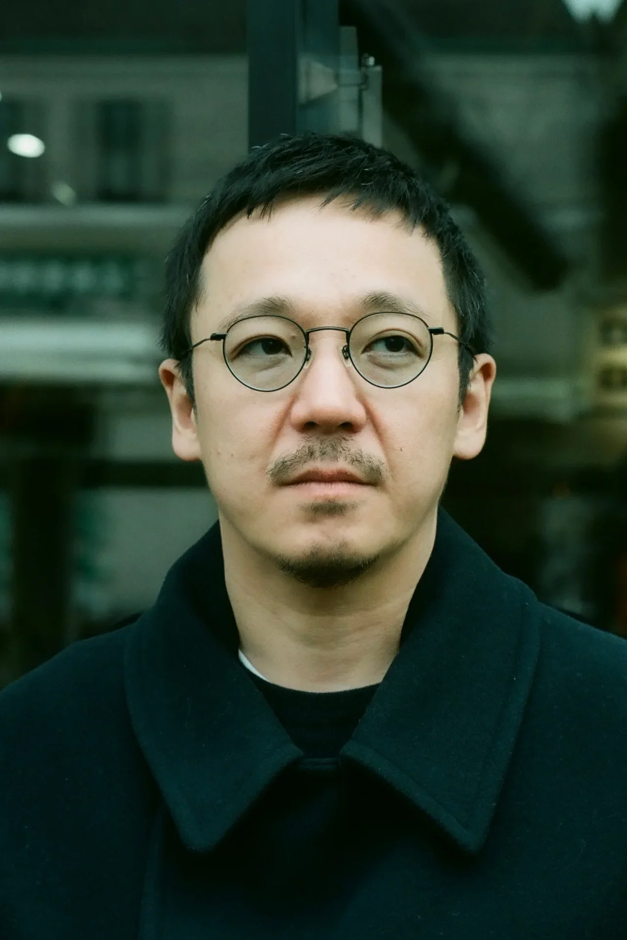 シンプルな大人のベリーショートは刈り上げないことでソフトな印象に