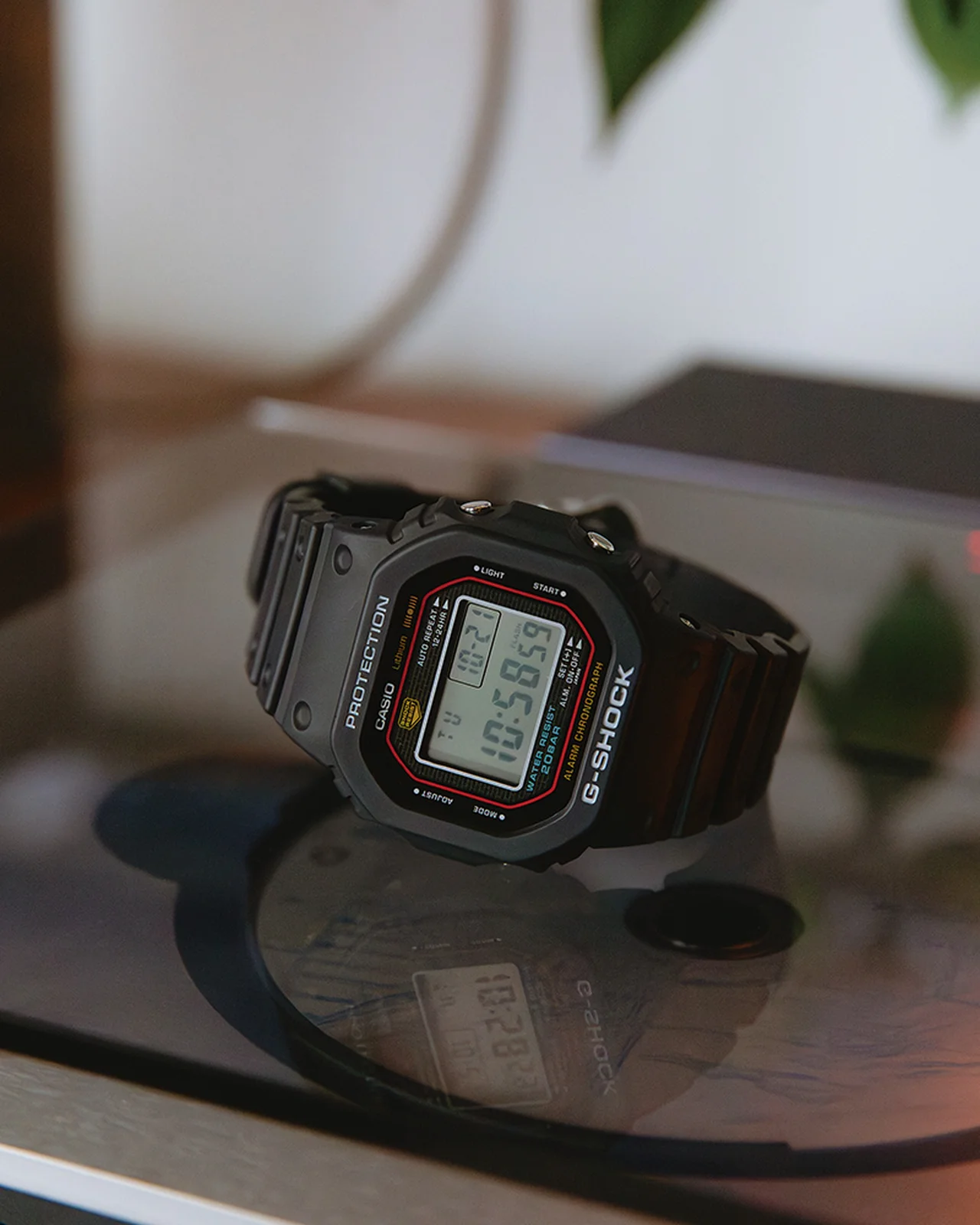 CASIO｜G-SHOCK DW-5000R
